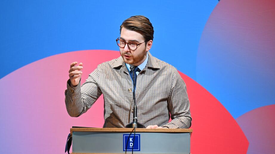 Stefan Sarmes är förbundsordförande på KDU. Han är oroad över lagförslaget.