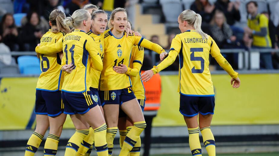 Sverige på Gamla Ullevi inför damernas fotbolls-VM 2023. 