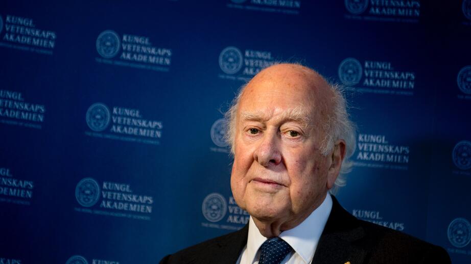Peter Higgs i Stockholm 2013.