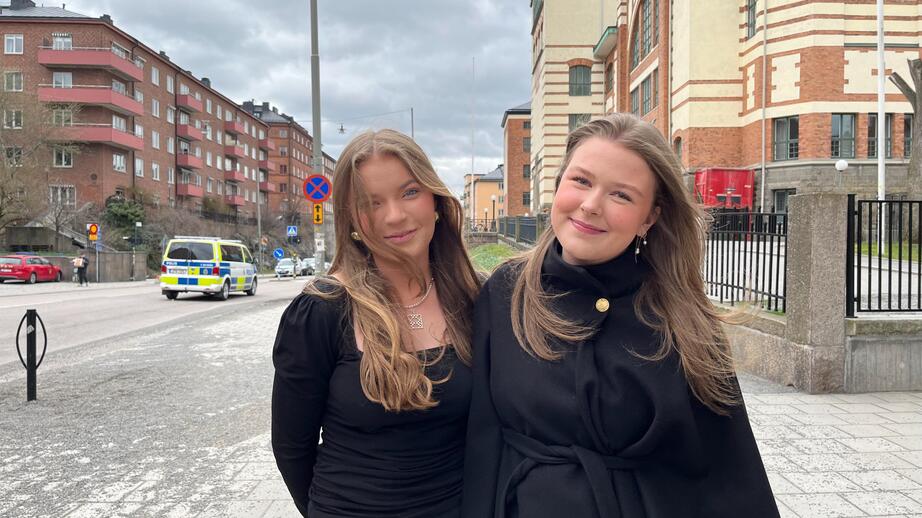 Inez, 17 och Ellen, 16.