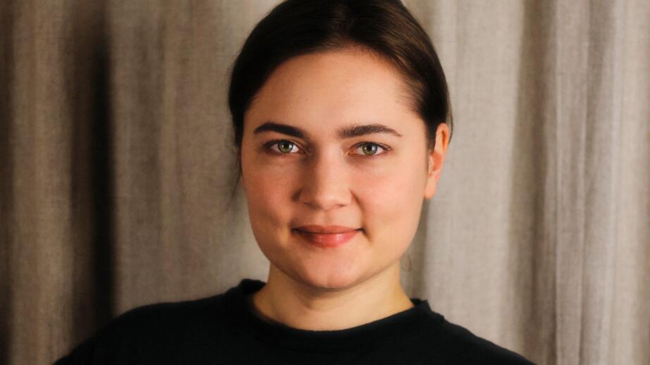 Yrsa Lindbergs instagramkonto har över 20 000 följare. Där granskar hon hållbarhetskommunikation. 