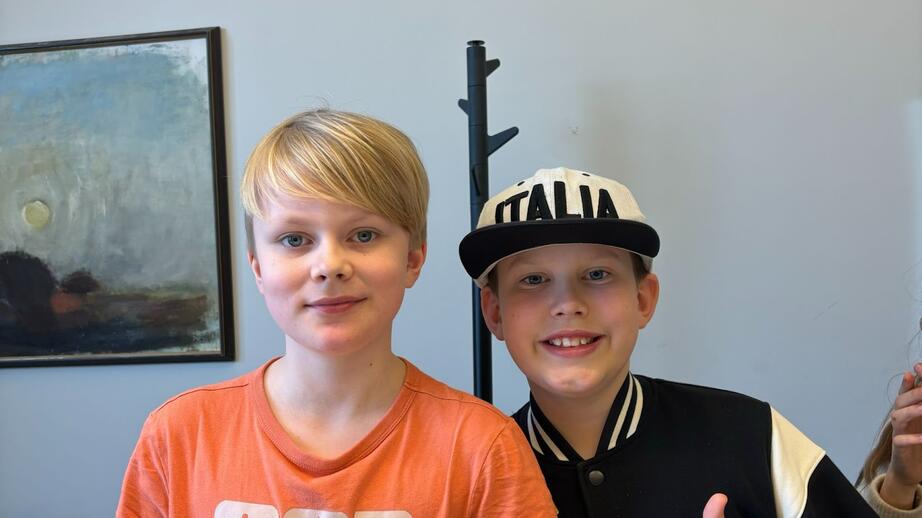 Frans och Valter, båda elva år, började på klubben för några veckor sedan.