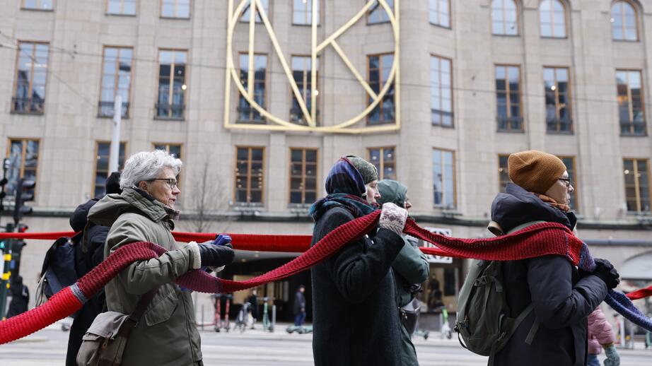 Rebellmammornas manifestation för att uppmärksamma Sveriges Overshoot day.