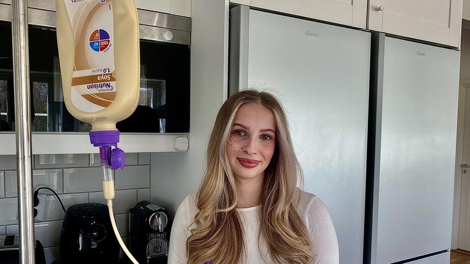 Det var i april förra året som Klara satte in sonden för första gången. 

