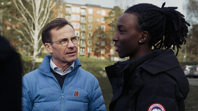 Se när Kristersson spelar boll