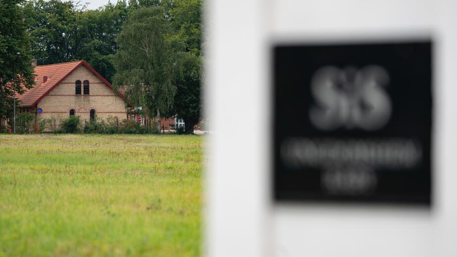 Ett av Sveriges 21 ungdomshem (Sis-hem) som sammanlagt har plats för ungefär 700 personer. 