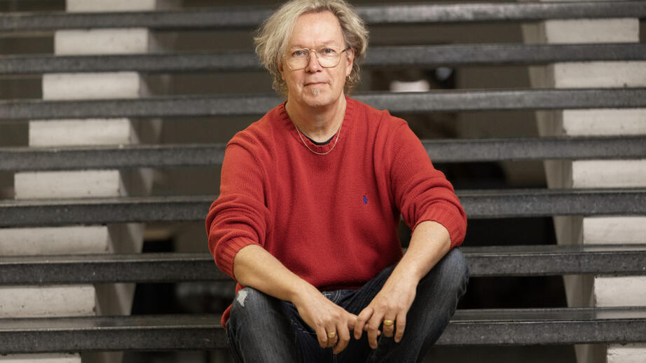 Professor Andersson ser tudelat på utvecklingen.
