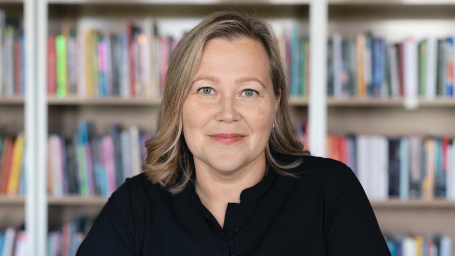 Eina Druker, litteraturvetare och professor vid Stockholms universitet.