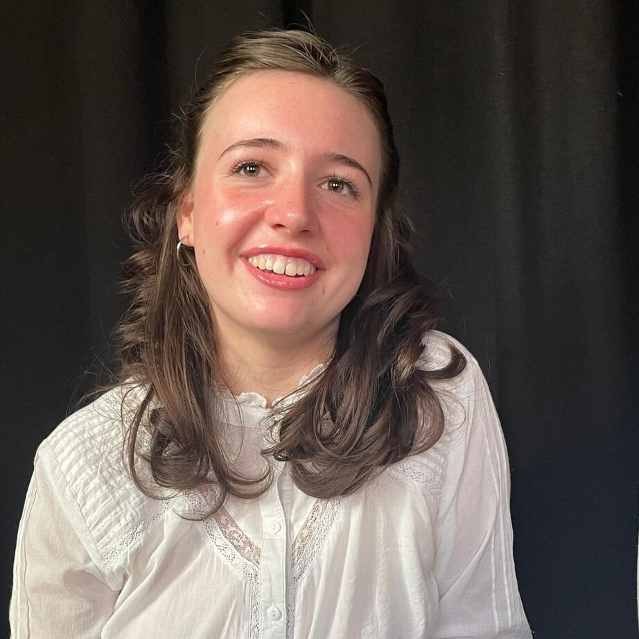 – Det bästa med att skriva är att det är så fritt, säger Alice Jonsson.