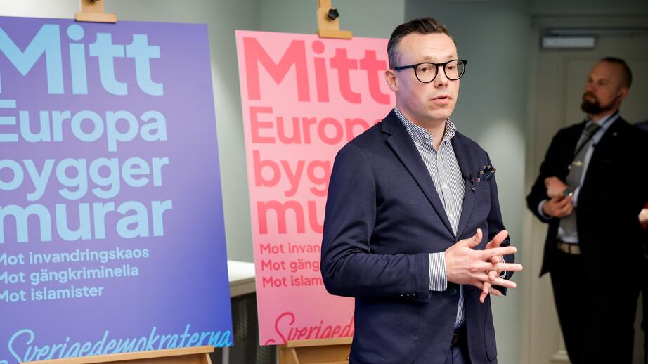 Joakim Wallerstein är kommunikationschef hos Sverigedemokraterna.