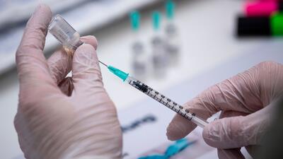 vaccin. Foto: Lino Mirgeler, TT