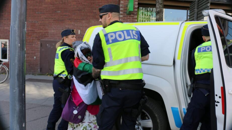 – Man är ju rädd för polisen, man känner sig inte säker när man ser dem. Nu har jag verkligen noll förtroende, säger Marias dotter.
