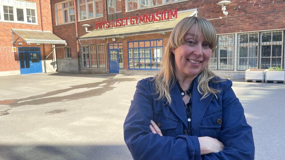 Läraren Anna-Karin Nilsson tycker att det borde göras mer för att unga killar ska dansa.