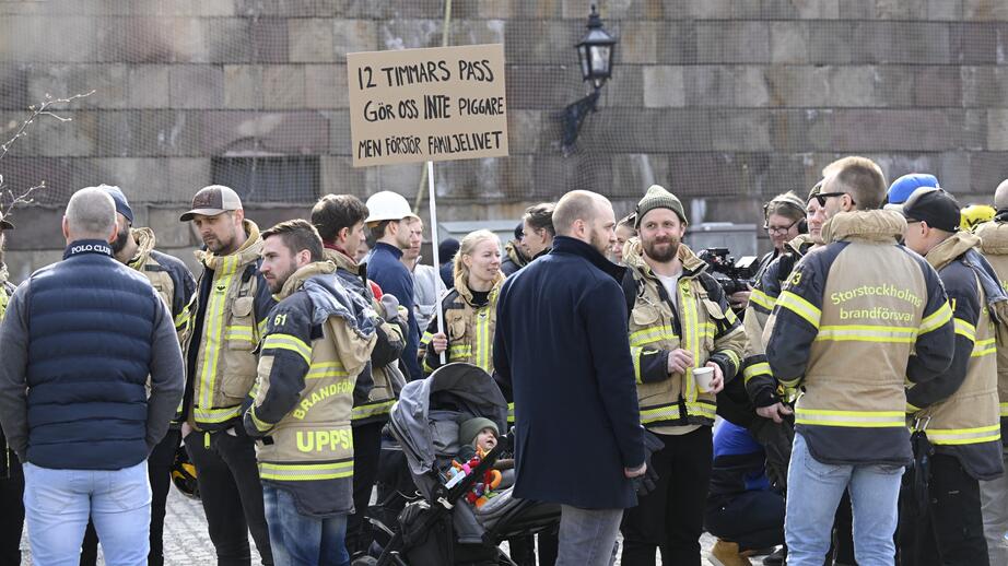  Arkivbild. Brandmän protesterade mot nya arbetstidsregler i fjol.