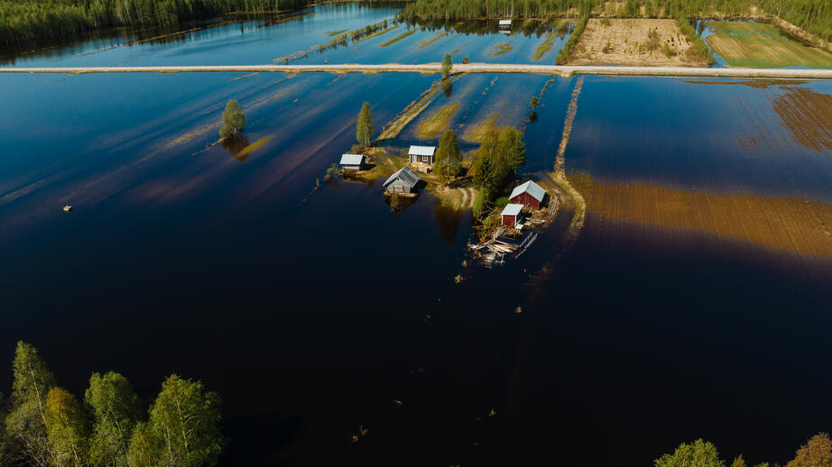 Översvämning i Övertorneå i maj förra året.