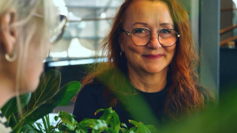 Raija Ziden jobbar idag på en begravningsbyrå. 