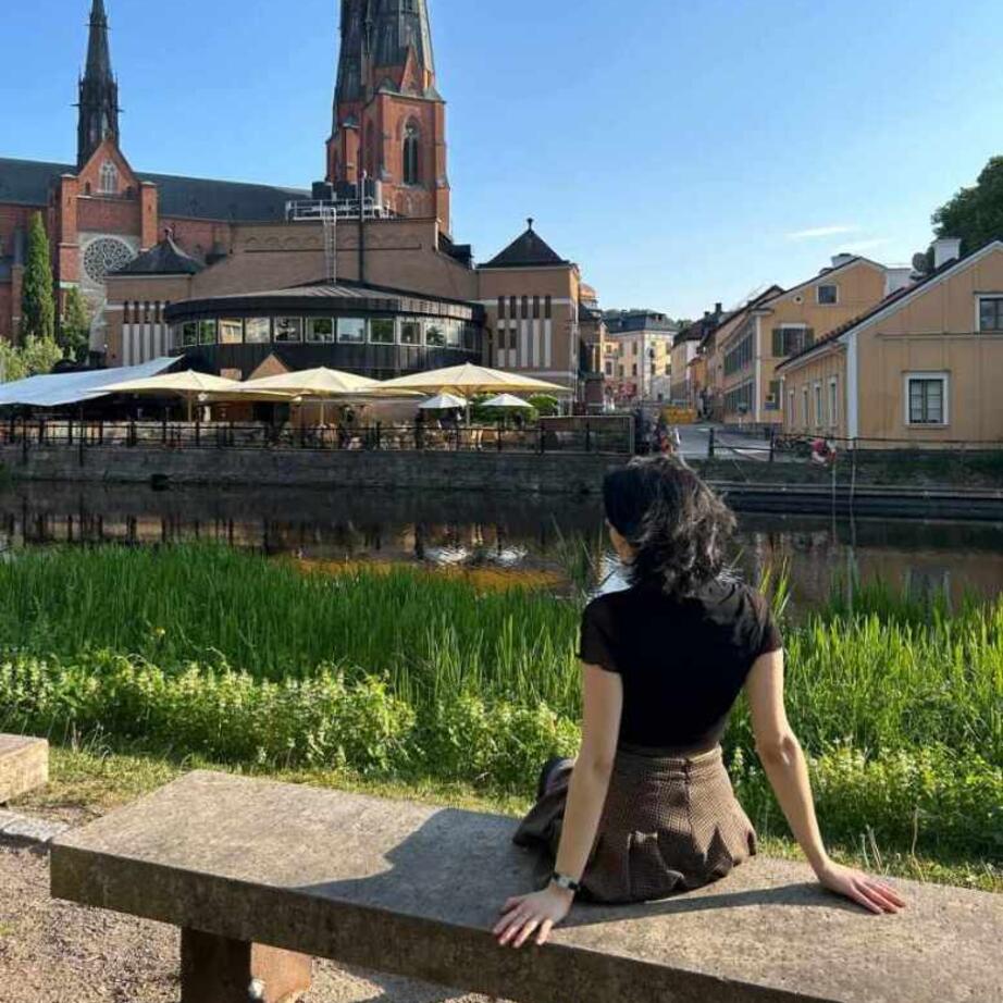 Mariia försöker se på situationen positivt, och inte tänka på det så mycket.