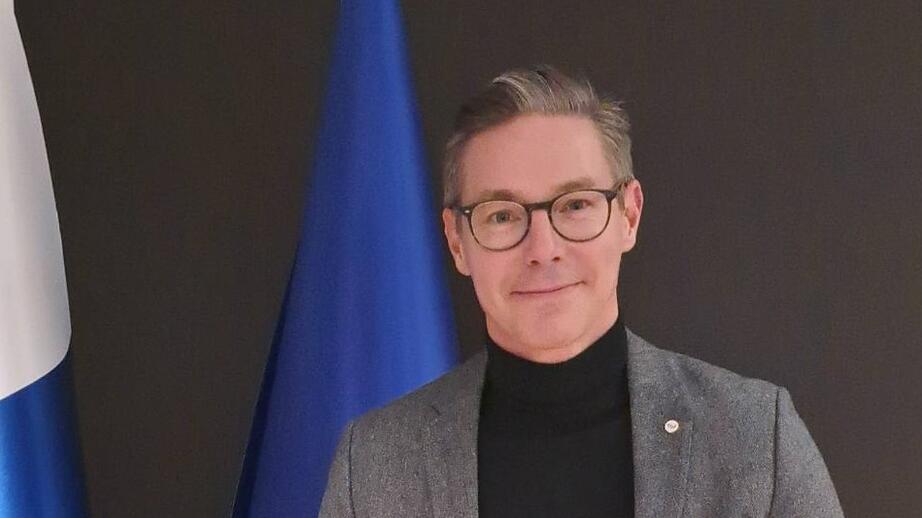 Samhällsläraren Love Casserfelt anordnade valet på hans skola tillsammans med sina samhällsklasser i tredje ring.