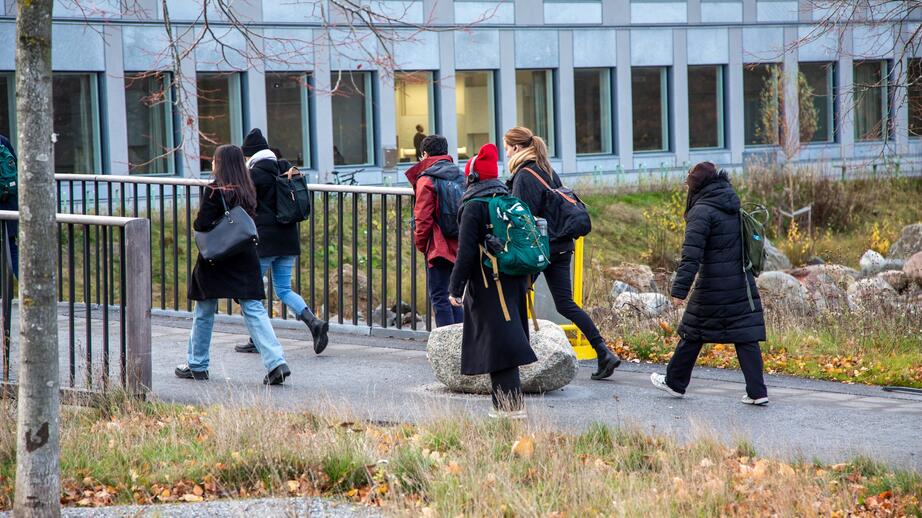 Universitet och högskolor i Sverige behöver utbilda fler för att möta efterfrågan, säger Åke Bergman. 