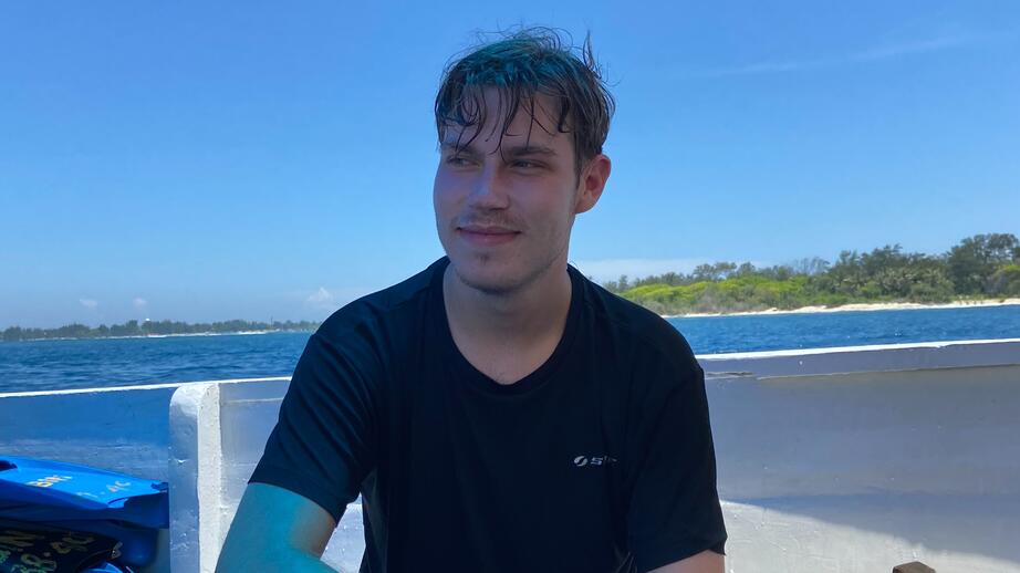 Nicklas Olsson efter en snorklingtur på Gili T, Indonesien