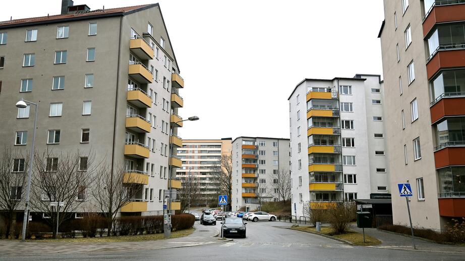 74 procent av de som svarade på enkäten är nöjda med sin nuvarande bostadssituation, men många är oroliga för framtiden.