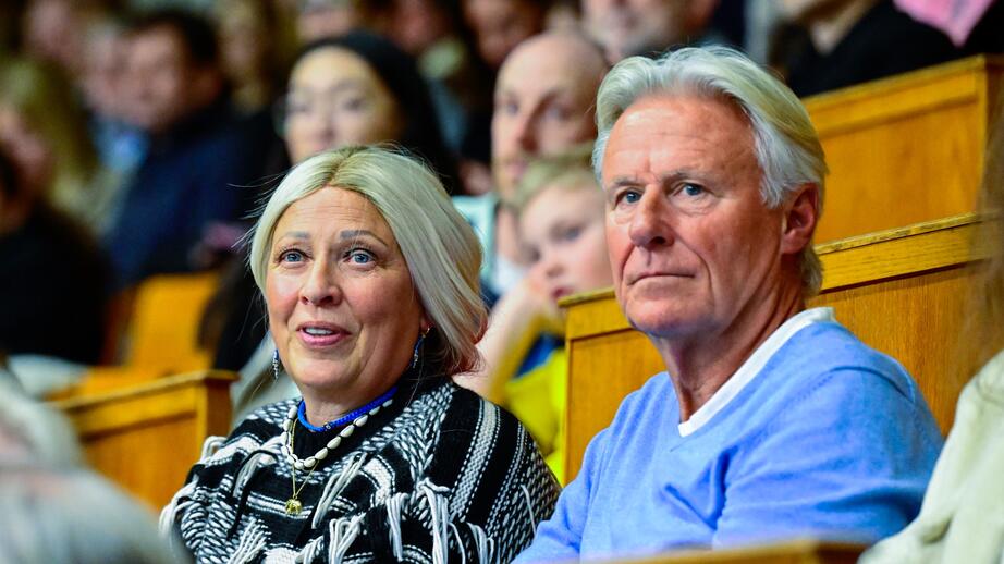 Patricia Östfeldt och Björn Borg på plats när sonen Leo Borg spelar Davis Cup i Kungliga tennishallen, Stocholm. 