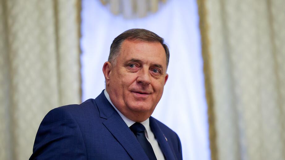Milorad Dodik är president för Republika Srpska - och är internationellt efterlyst.