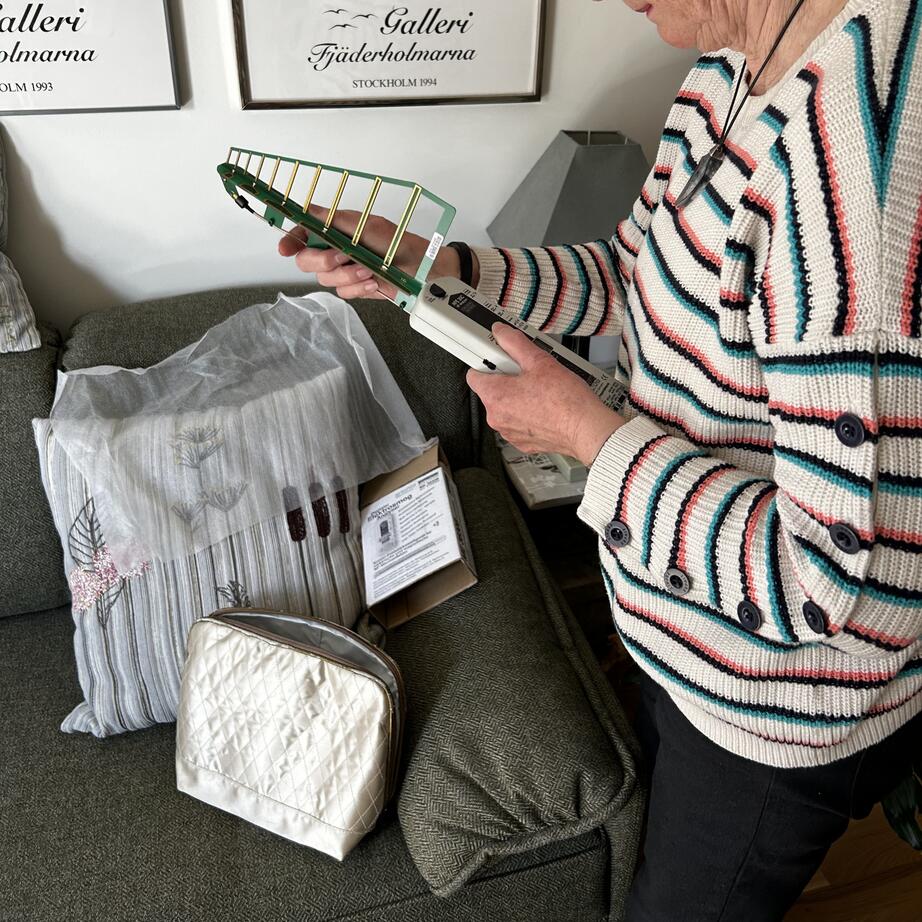 En apparat som mäter elektromagnetiska fält.
