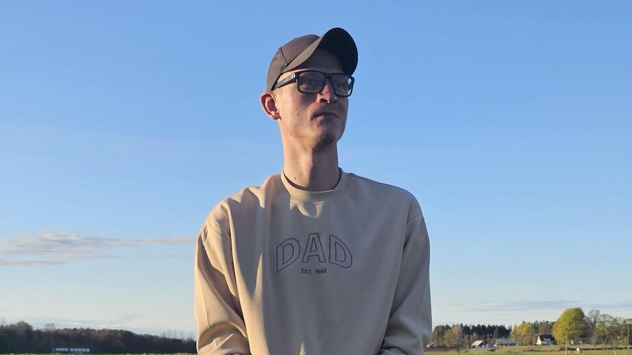 – Jag har aldrig upplevt sådana känslor tidigare och kunde inte prata om det på jättelänge. Det tog fruktansvärt hårt, säger Oscar Bennesved om upplevelserna i Ukraina.