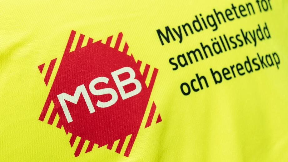 På MSB:s hemsida skriver de: “I och med att klimatet förändras kommer värmeböljor bli allt vanligare, både globalt och i Sverige. Värmeböljorna kommer dessutom att bli kraftigare och längre vilket ställer högre krav på samhället, både vad gäller förebyggande anpassningsåtgärder och krisberedskap.”