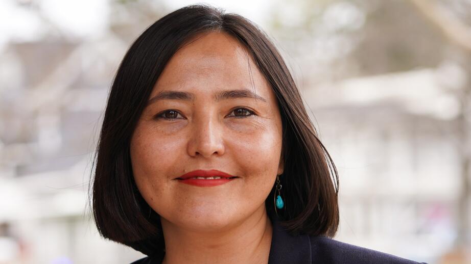 Zahra Nader startade Zan Times 2022, ett år efter att talibanerna tog makten i Afghanistan.