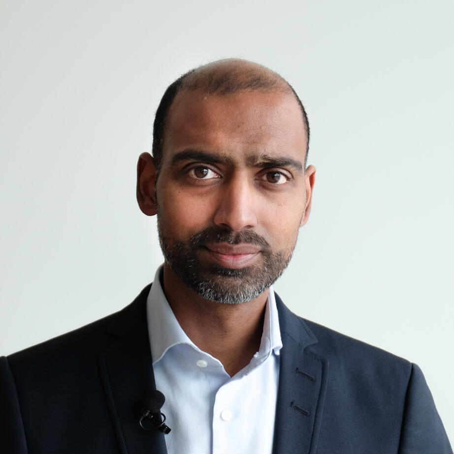 Henrik Chetan Aspengren leder forskning om Indien och Indiens ökande globala roll på utrikesinstitutet.
