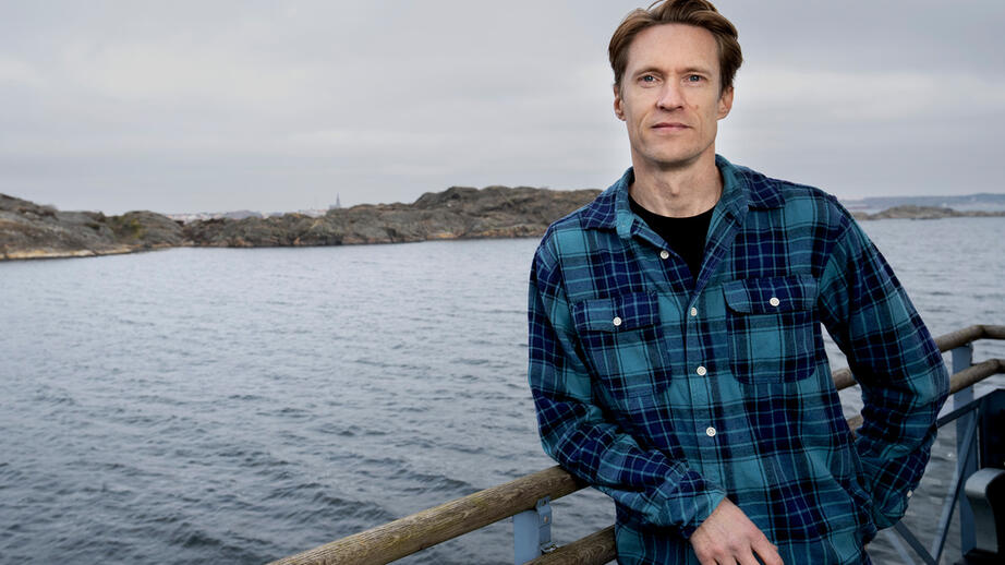 Fredrik Jutfelt, professor i zoofysiologi vid Göteborgs universitet har studerat zebrafiskar. Pressbild.