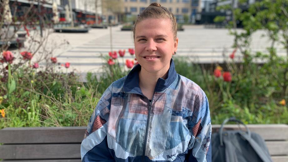Gabrielle vill se en förändring i sjukvårdens klimatavtryck och klimatanpassning. 