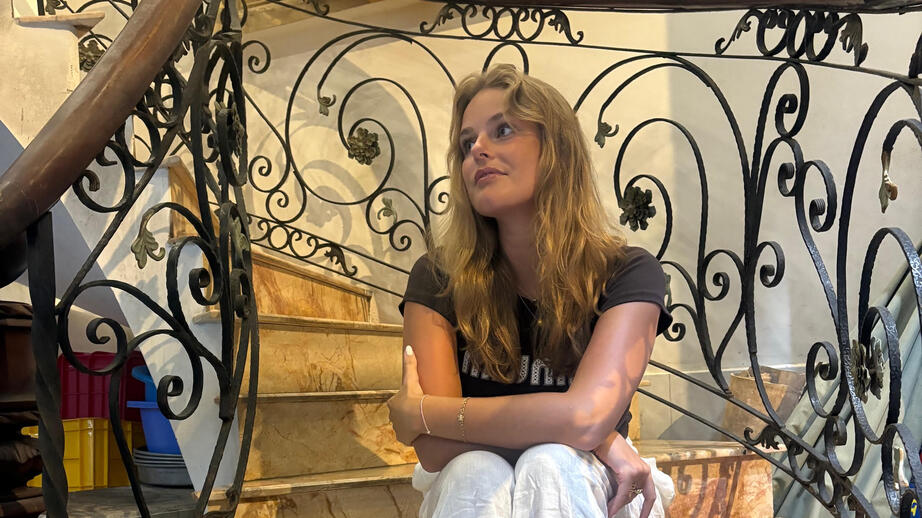 Ellen Rosenblad, 26, har levt med OCD större delen av sitt liv. Nu vill hon hjälpa andra. 
