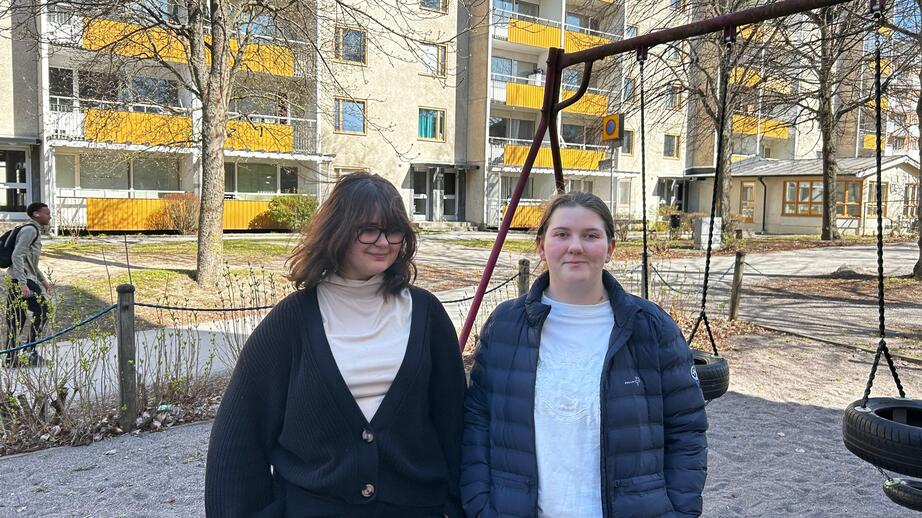 Meliha Topcagic och Natalie Rewolinska.