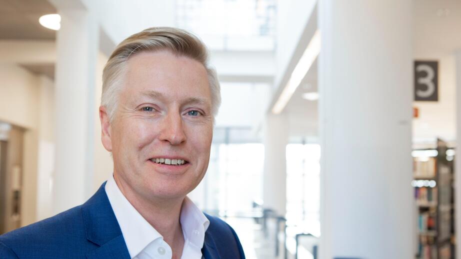 Gustaf Juell-Skielse är vice projektledare och ansvarig för forskningsområdet IT och handel.