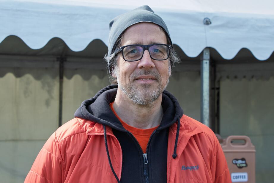 Johan Pontén, kommunikatör på miljöförvaltningen i Stockholms stad arrangerar biologiska mångfaldens dag.
