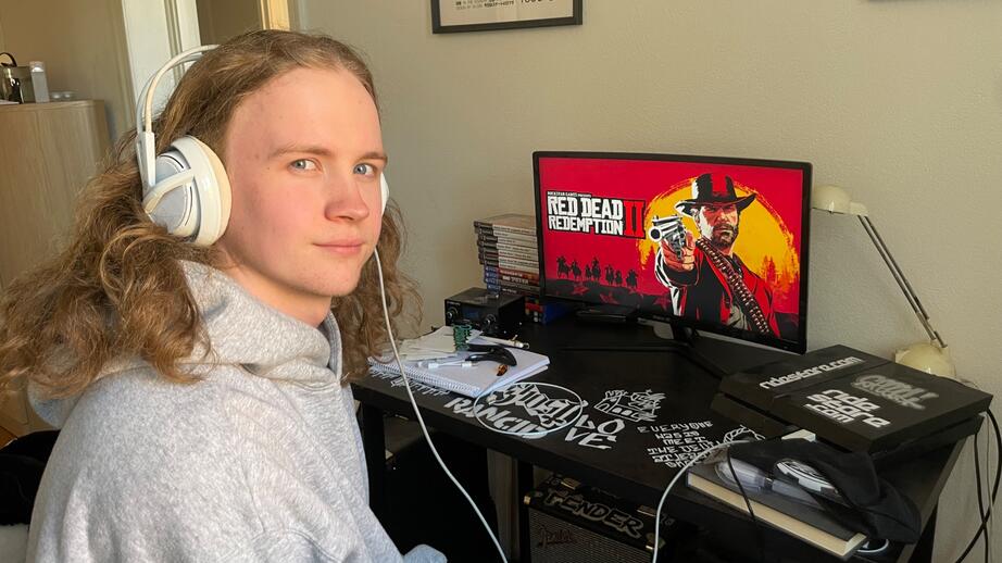 – Jag kör bara. Klimatet är inget jag tänker på när jag spelar, Erik Wallgren, 19.