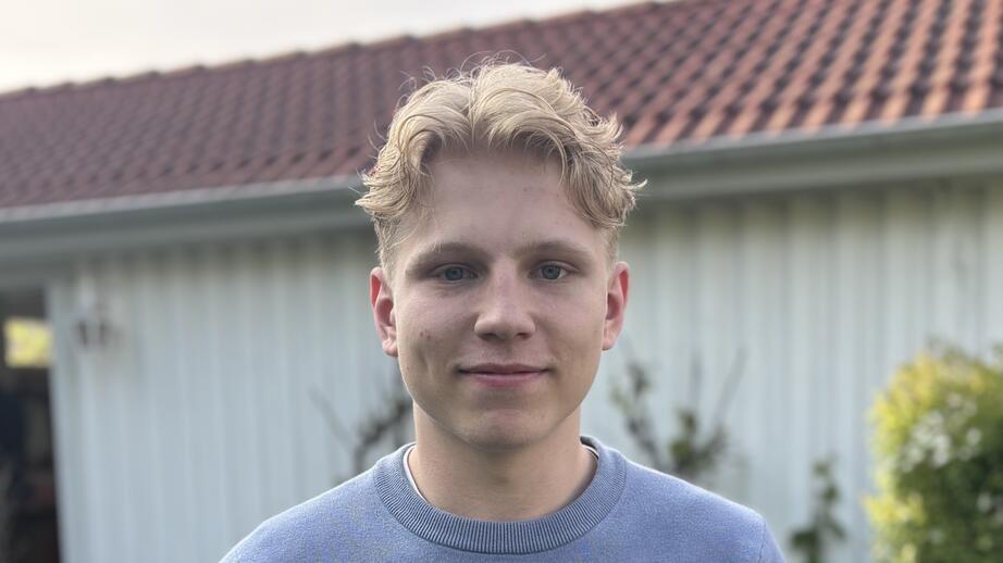 Nils Hallbom.
