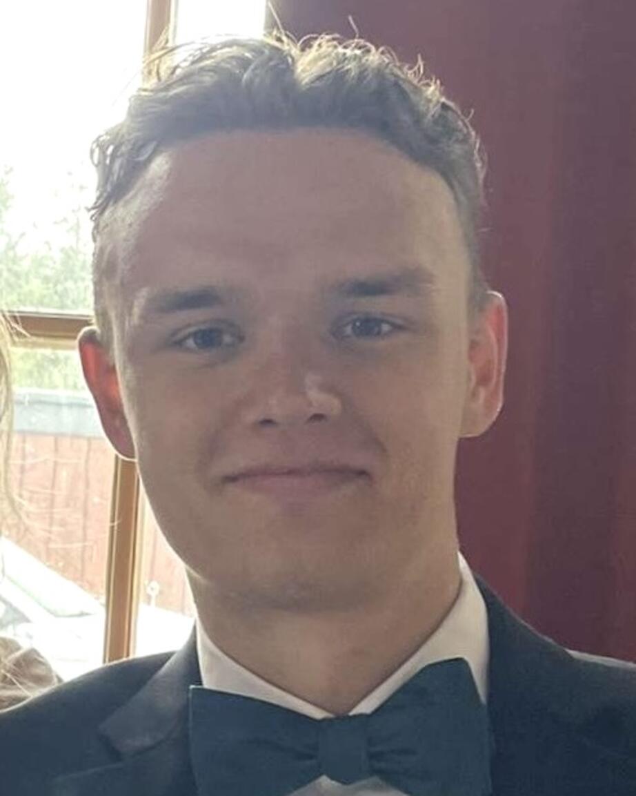 Oscar Brus, 20, har levt med ARFID hela sitt liv.