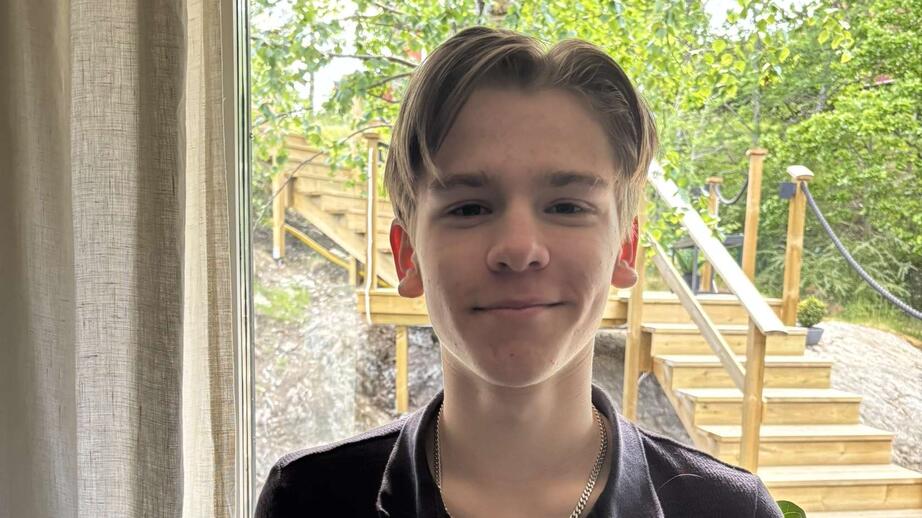 Isak Enander, 16, använder sig av AI ofta. 