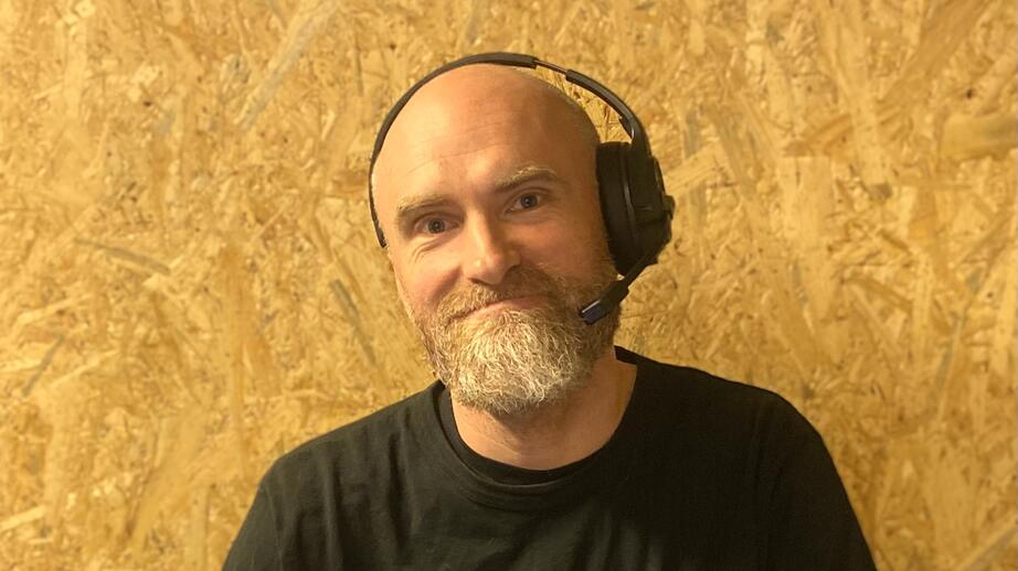 – Självklart är det kul att ge nytt liv till cykeln, säger mekanikern Magnus Broberg.