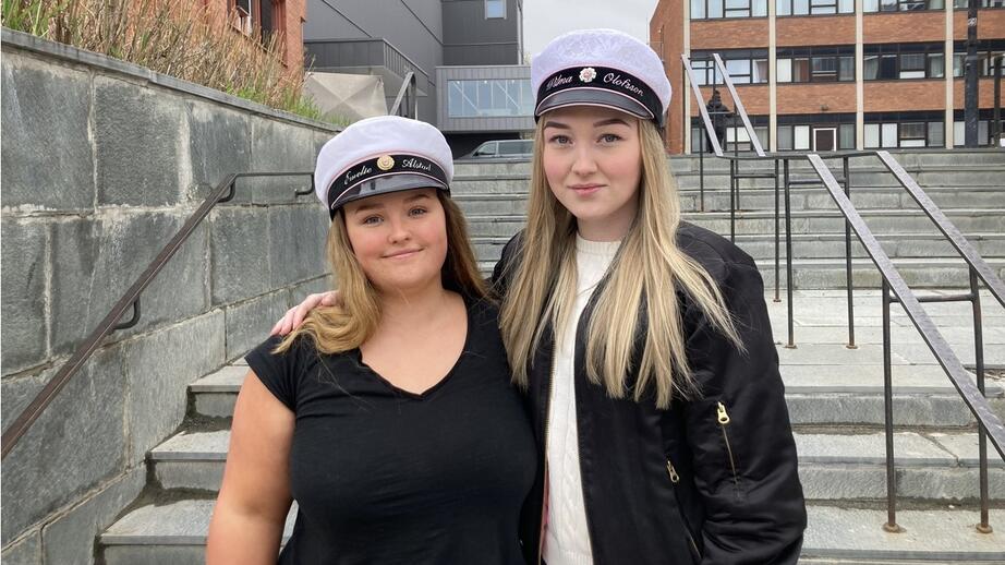 Emelie Alstad och Wilma Olofsson. 